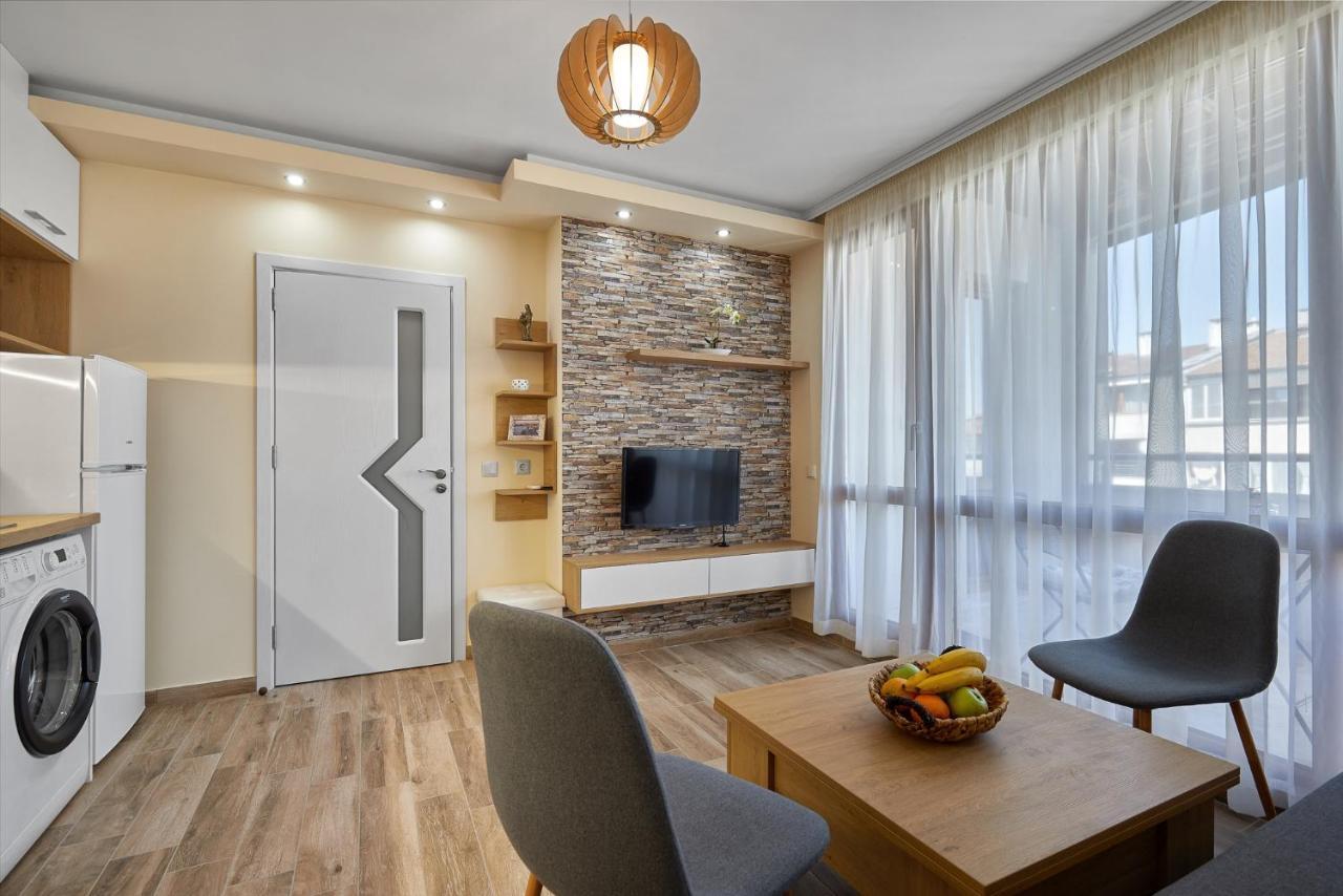 Romance & Free Parking Apartment Burgas